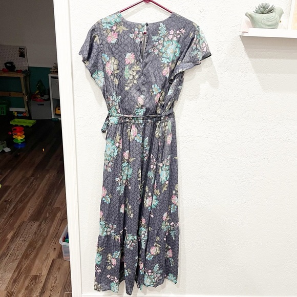 Lane Bryant Dress Women's 18 Flutter Sleeve Surplice Neck Maxi Gray Floral - Picture 2 of 8